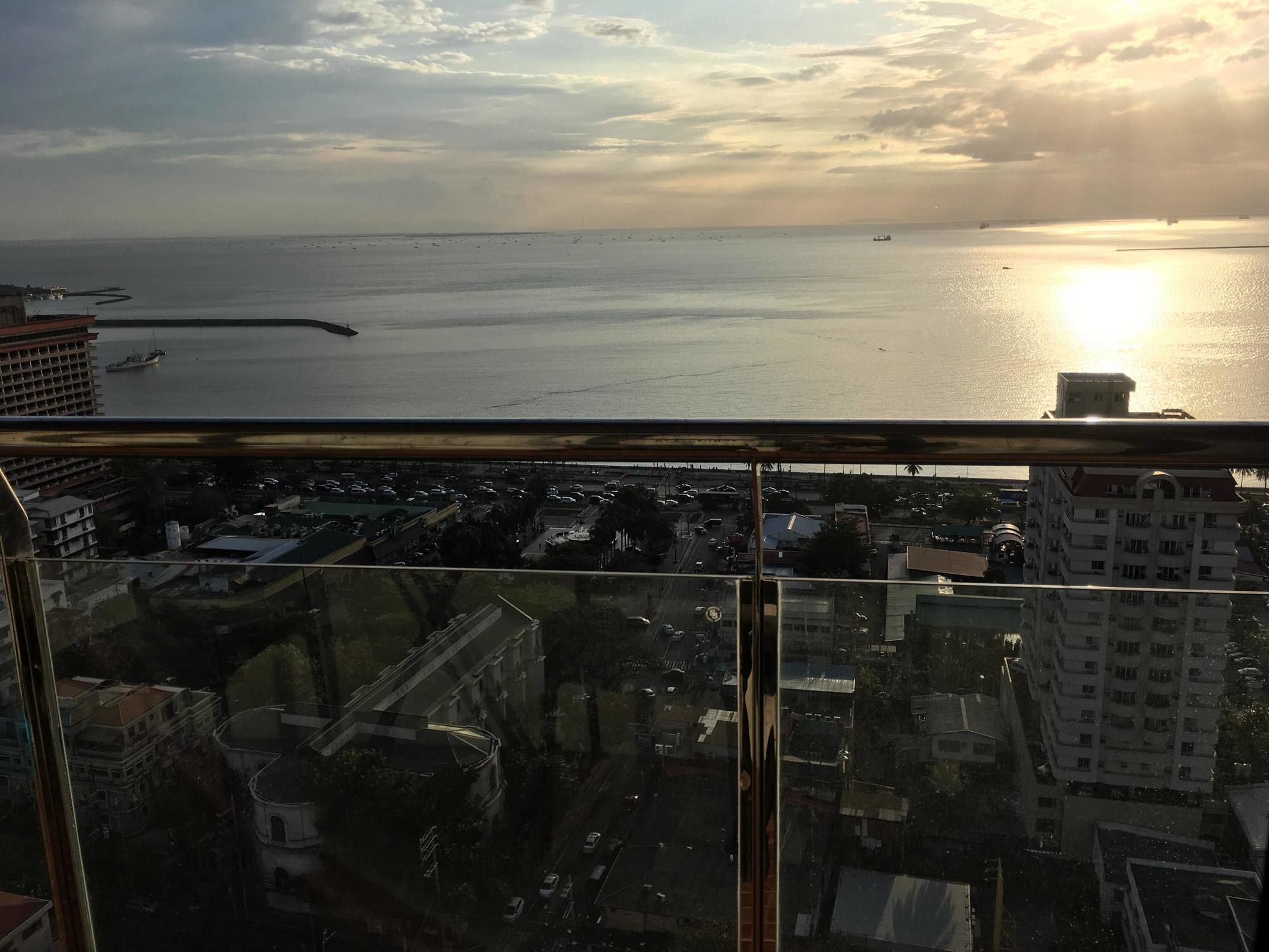 Malate Bayview Mansion City View Manille Extérieur photo